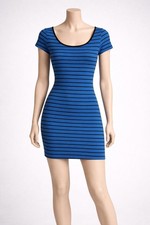 "BERSHKA" ROBE COURTE EN