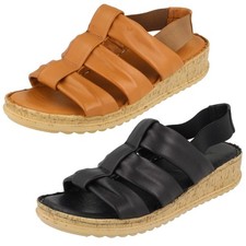 Femmes Hush Puppies Eden