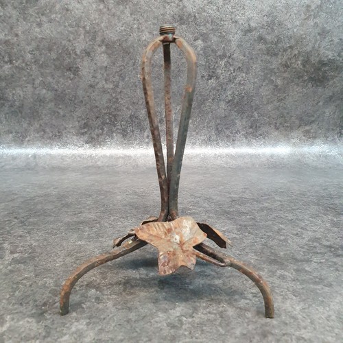 Ancien pied lampe - de, en