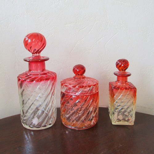 Baccarat flacons pot en - +,