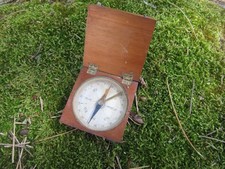 ANCIENNE BOUSSOLE DE VOYAGE / TRAVEL COMPASS NAVIGATION  XIX ème BOIS BEG