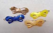 4 Peignes anciens - Barrettes
