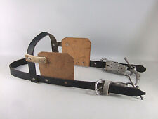 ANCIEN BRIDON ARTISANAL  POUR CHEVAL OU ANE,  pneu, carton, rivets, métal, Maroc