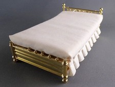 Lundby of Sweden - Chambre Pink Heaven Lit Double sans Draps ni Oreillers Maison