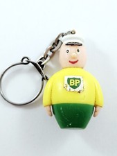 PORTE-CLES - Original BP British Petroleum 1960s FIGURINE Pompiste VINTAGE