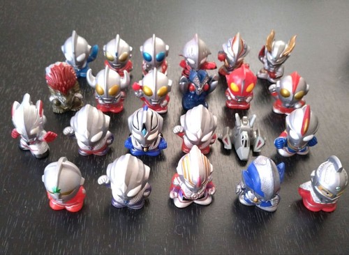 Lot figurines ultraman - lot,