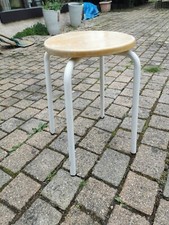 Tabouret bas rond en bois 4