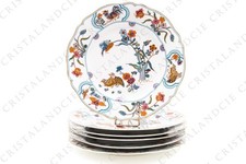 Six assiettes plates Aux
