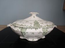 SOUPIERE EN  PORCELAINE