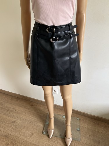 Jupe noire simili cuir - noire, en