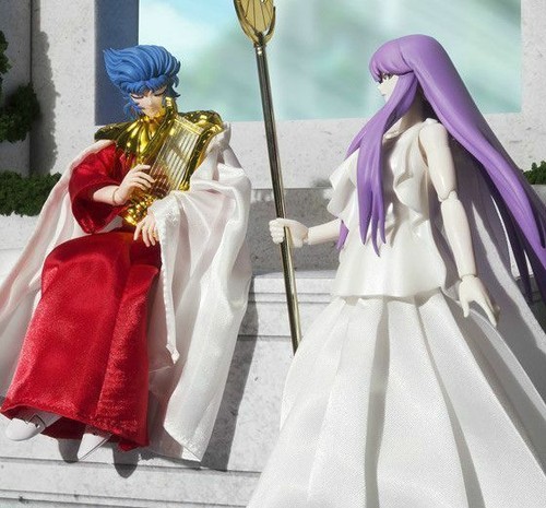 Saint cloth myth - cloth,