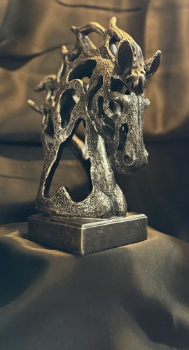 Horse bust steel like - horse, steel-like