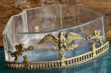 centre table jardinière
