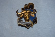 B159 insigne militaire pucelle 6e Régiment du Génie 1er CCM tête de buffle 6e RG