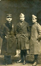 Militaire Carte PHoto de soldats dont 7 ème Régiment en Bohême