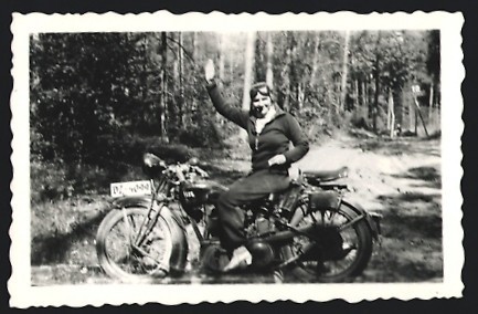 Photographie moto ariel femme - photographie,