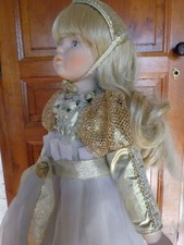 NOEMIE, poupée MUNDIA