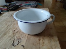 Pot de chambre, pot de nuit