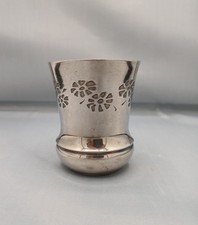 Timbale en métal argenté -