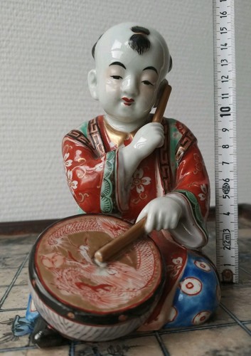Figurine porcelaine enfant - figurine, en