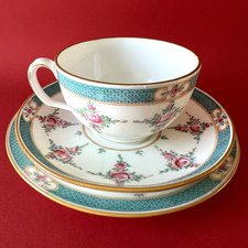 Tasse à thé porcelaine