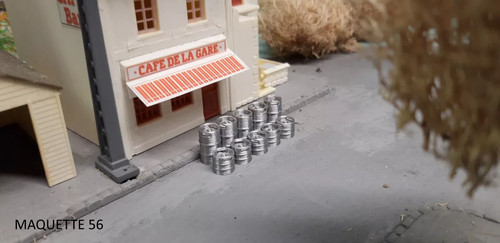 Lot fûts à bière - 1/43,