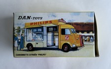 Dinky Dan Toys boite 001