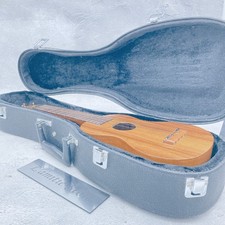 Célèbre ukulélé soprano