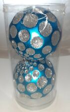 2 boules de Noël turquoise et paillettes argentées