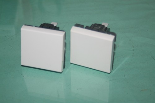 Lot interrupteurs va - 2,