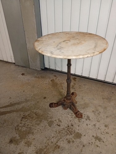 Table guéridon marbre - +, pied