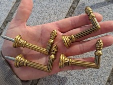 4 Anciens crochets / embrasses