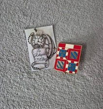 Insigne / pucelle 64 e