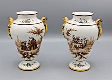 ANCIENNE PAIRE DE VASES SUR