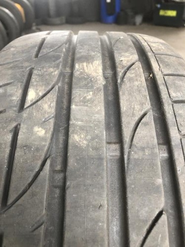 Pneu 225 r19 w - 93,