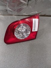 Feu arrière droit intérieur VW Passat Variant (3C5) Combi 1.9 TDI (BLS) 3C9945094