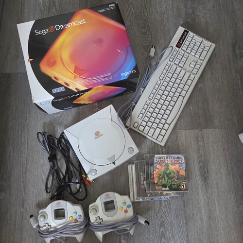 Sega dreamcast console bundle - sega,