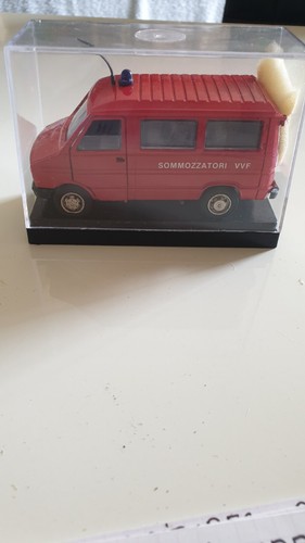 Voiture miniature old - voiture,