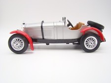 BURAGO - 1/18 - MERCEDES BENZ SSK DE 1928 - GRIS & ROUGE - N° 3009 - ANCIEN -