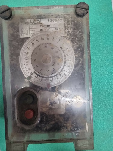 Ancienne horloge flash avec - ancienne,
