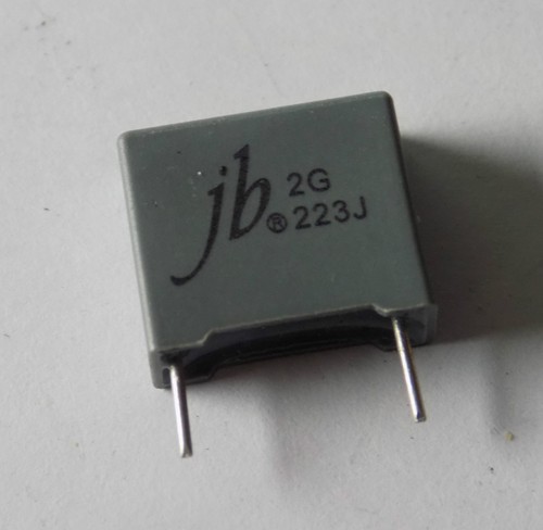 Lot condensateur 22nf - 2,