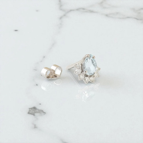 Superbe boucle oreille clous - d'oreille,