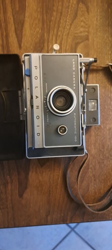 Ancien polaroid land camera - land,