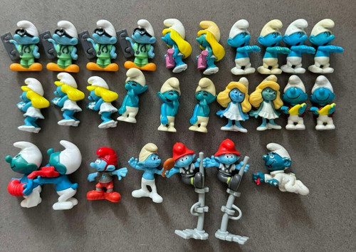 Lot figurines schtroumpfs - 27,