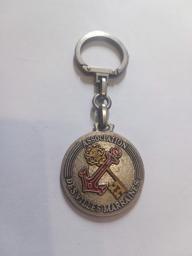 Rare porte clés augis - rare,