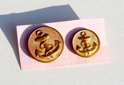 Bouton plat uniforme - plat,