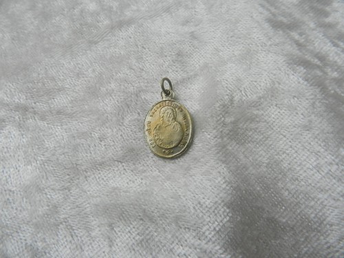 Ancienne médaille religieuse