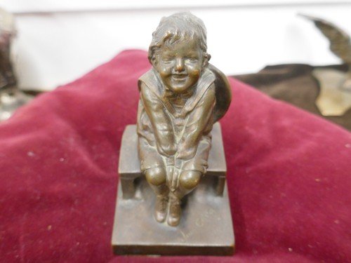 Petit garcon bronze par juan - garcon,bronze,