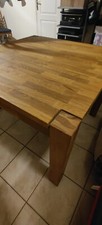 table carrée 100X100 en chêne massif abouté huilé en très bon état