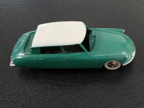 Dinky toys atlas - citroen, ds